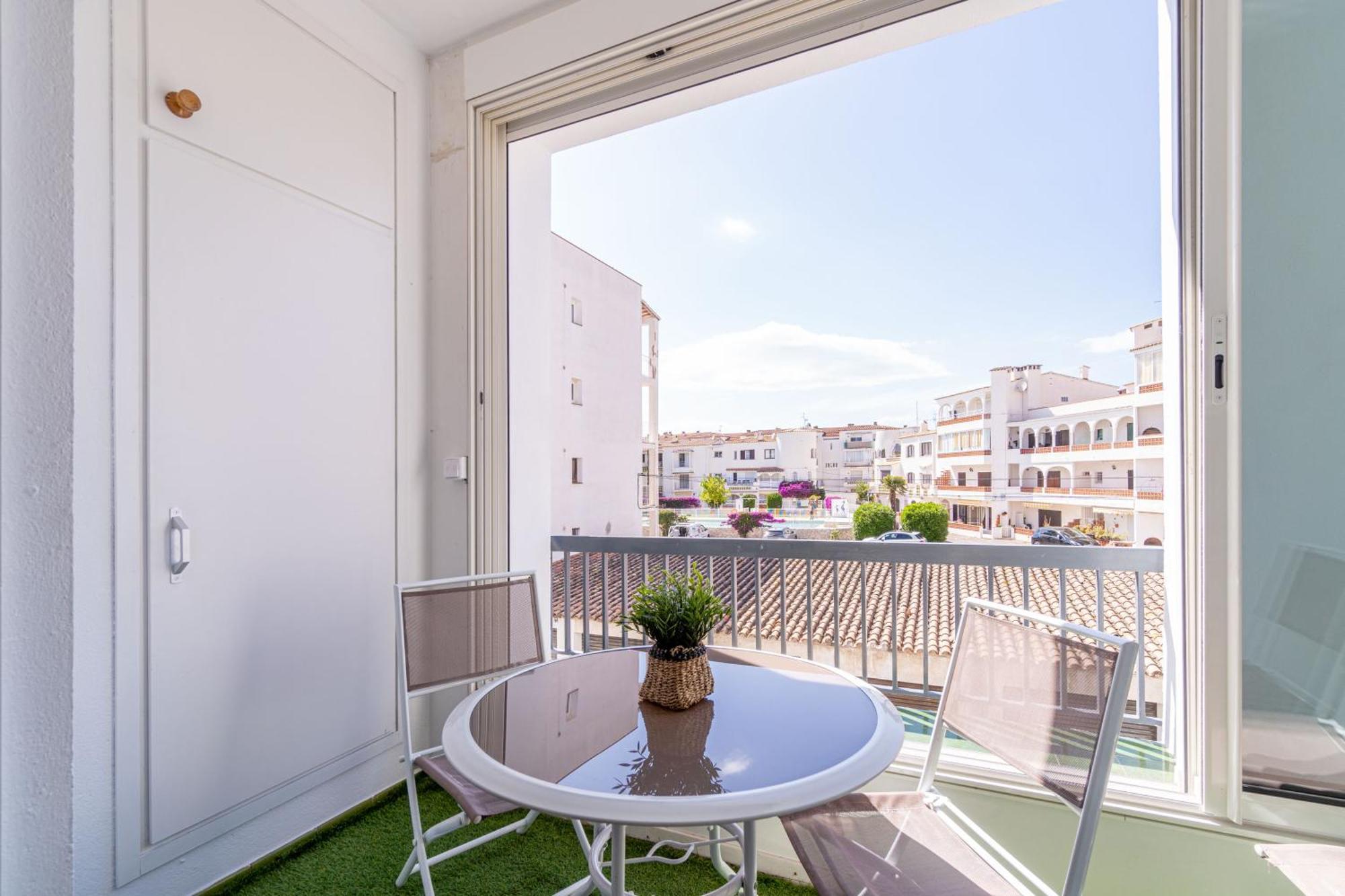 Basic Comfort Apartment Royal Marine 0176 Empuriabrava Buitenkant foto