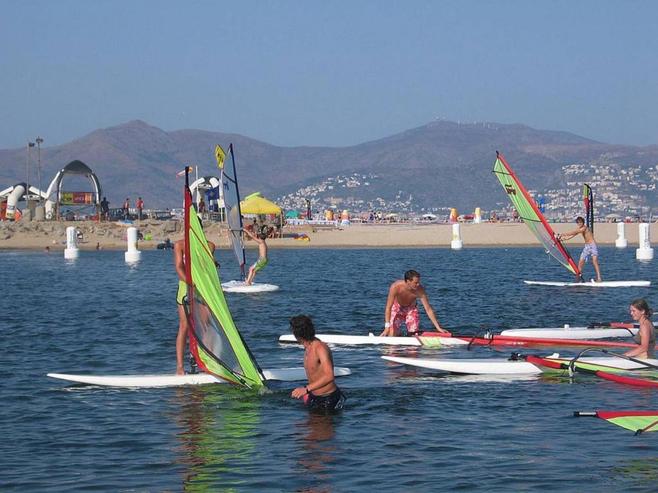 Basic Comfort Apartment Royal Marine 0176 Empuriabrava Buitenkant foto
